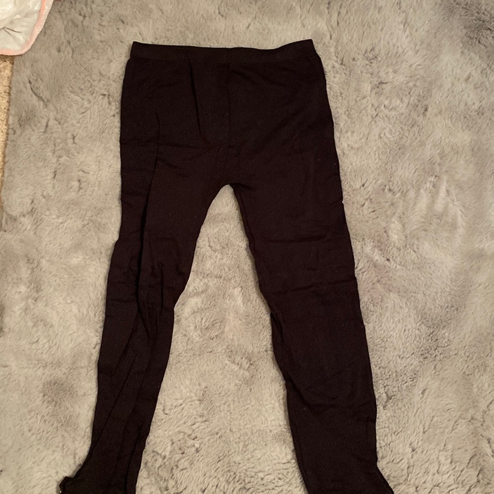 Black leggings